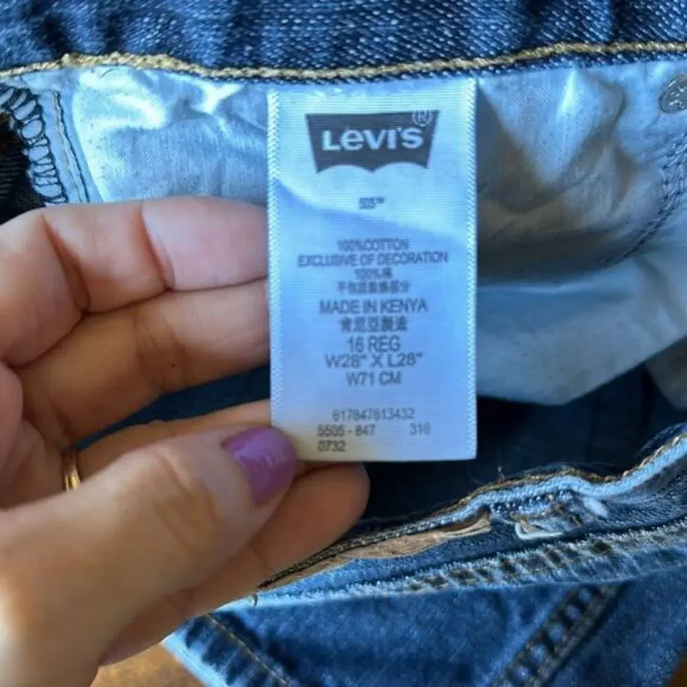 Levi 505 jeans size 16‎